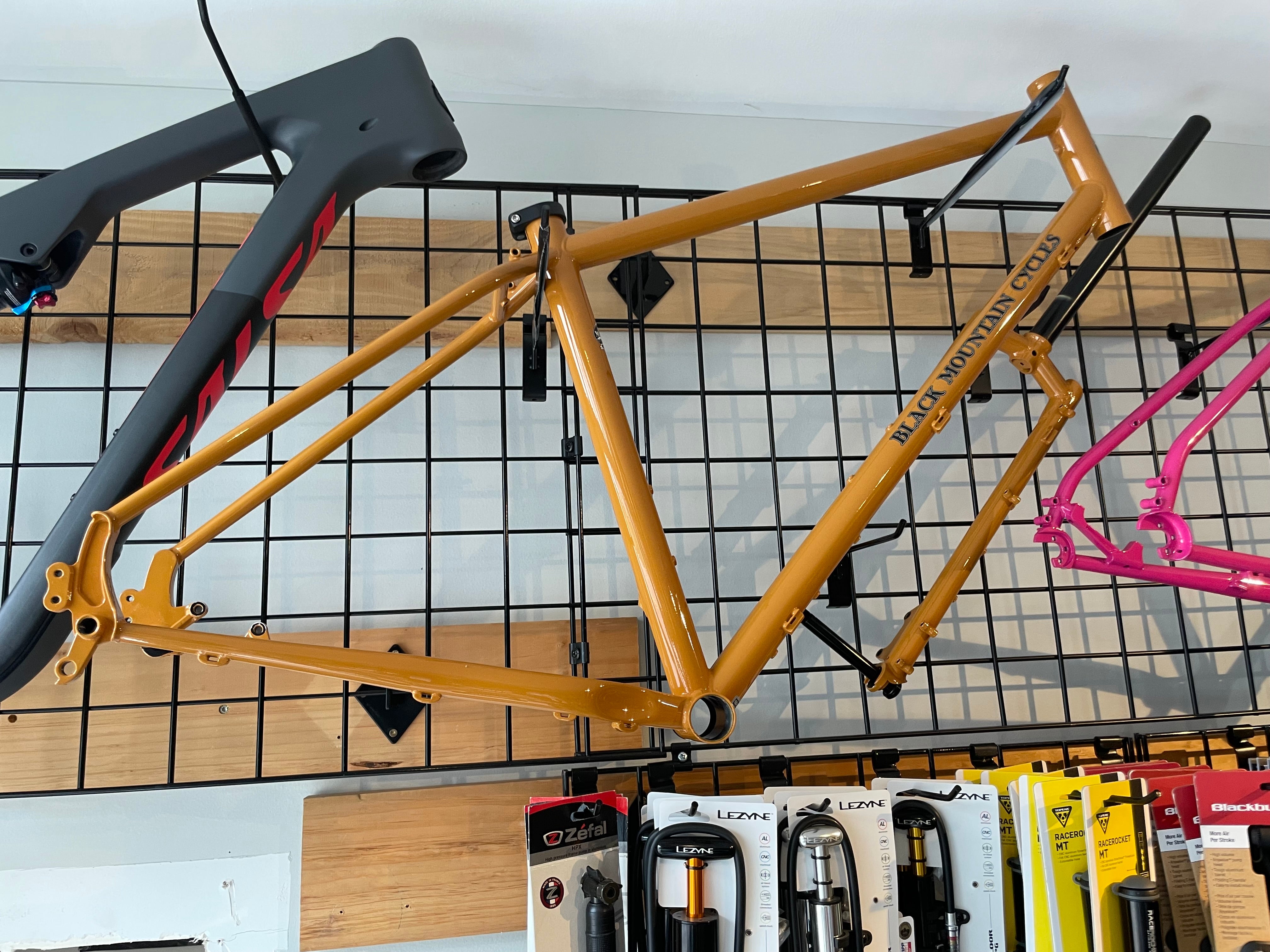Black Mountain Cycles La Cabra Frameset