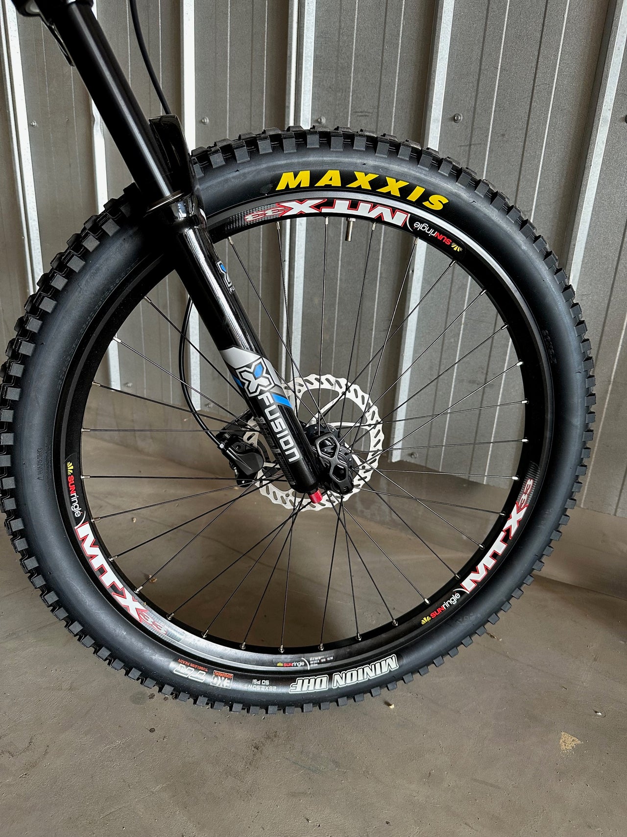 Youth Full-suspension  26" Wheels