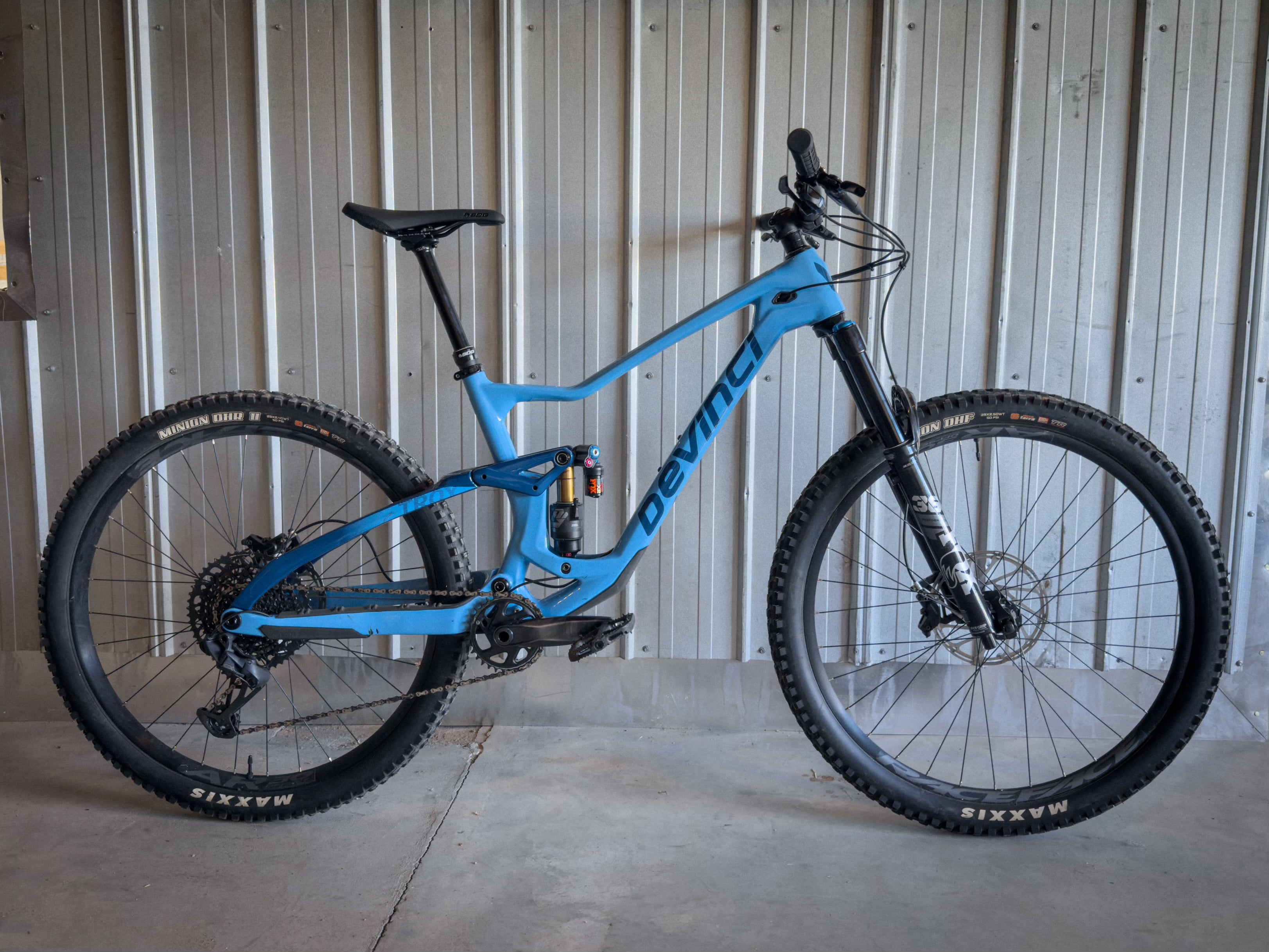 Devinci Troy Carbon
