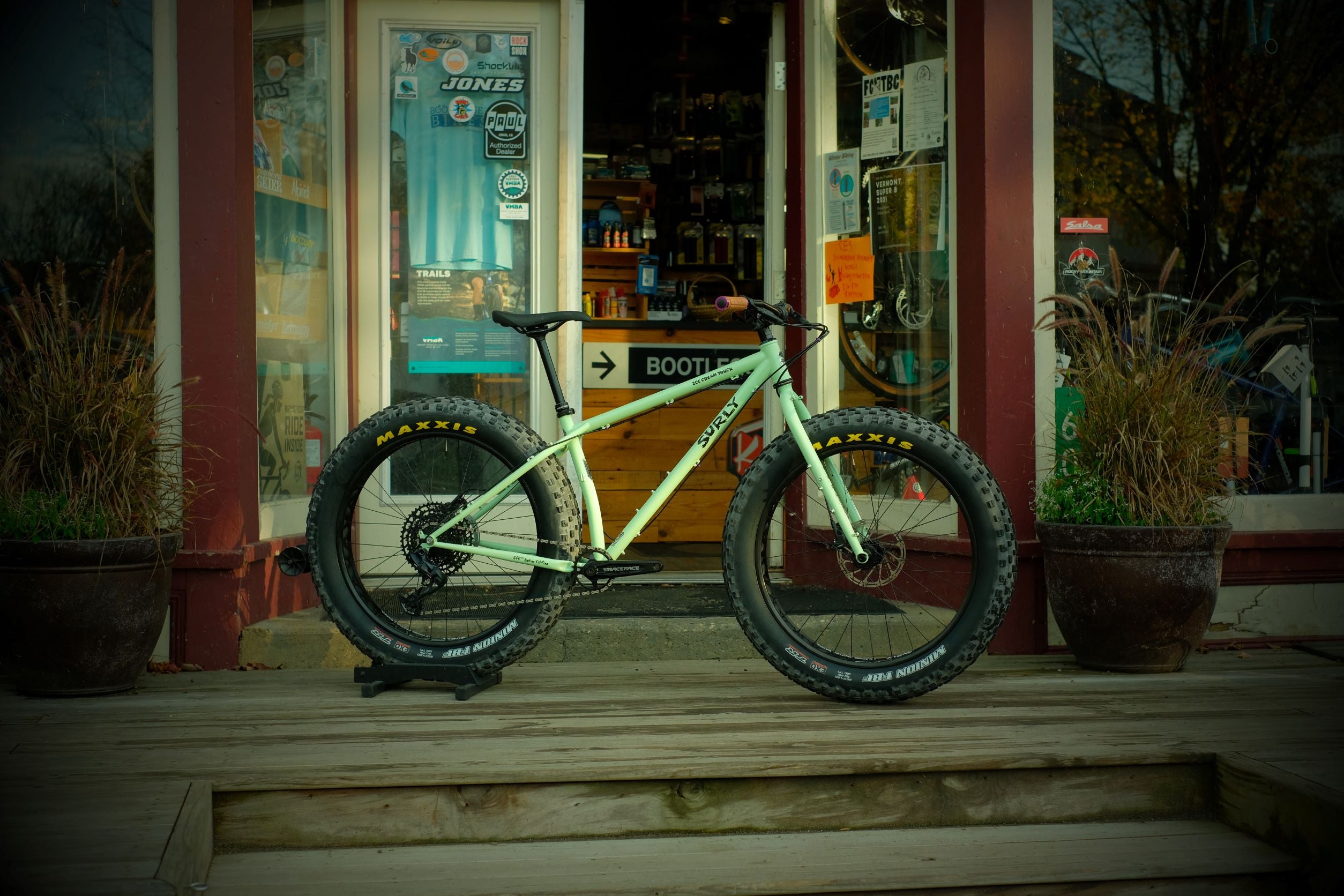Surly Ice Cream Truck - Thumbnail 2